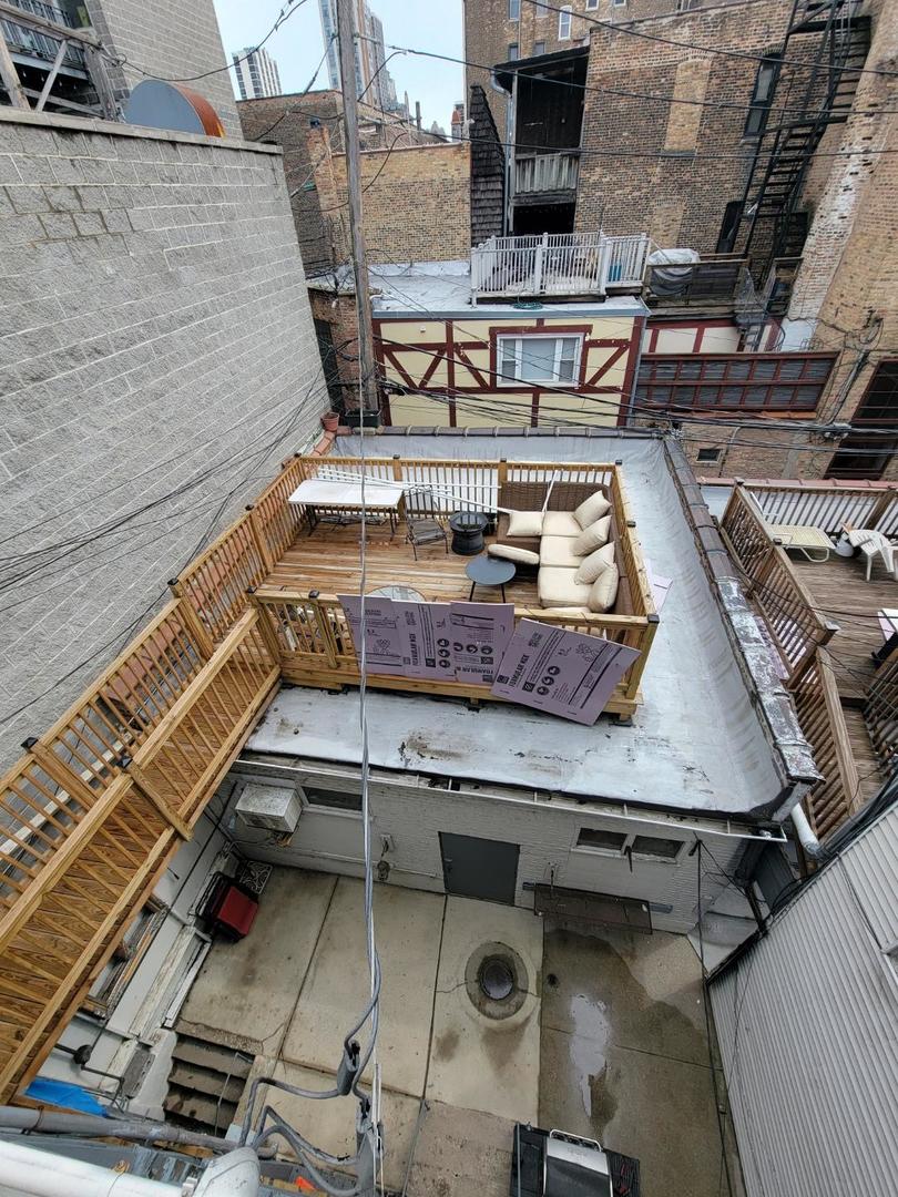 1509 N Wells Street #2, Chicago, IL 60610