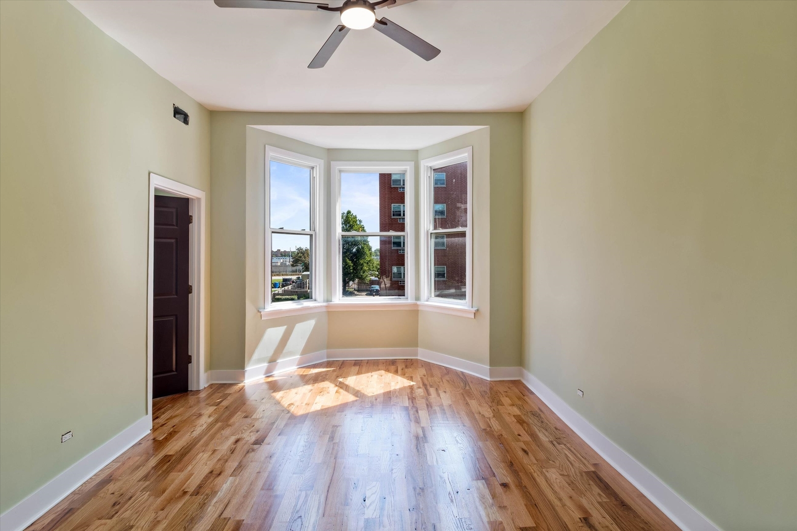 5032 S Princeton Avenue, Chicago, IL 60609