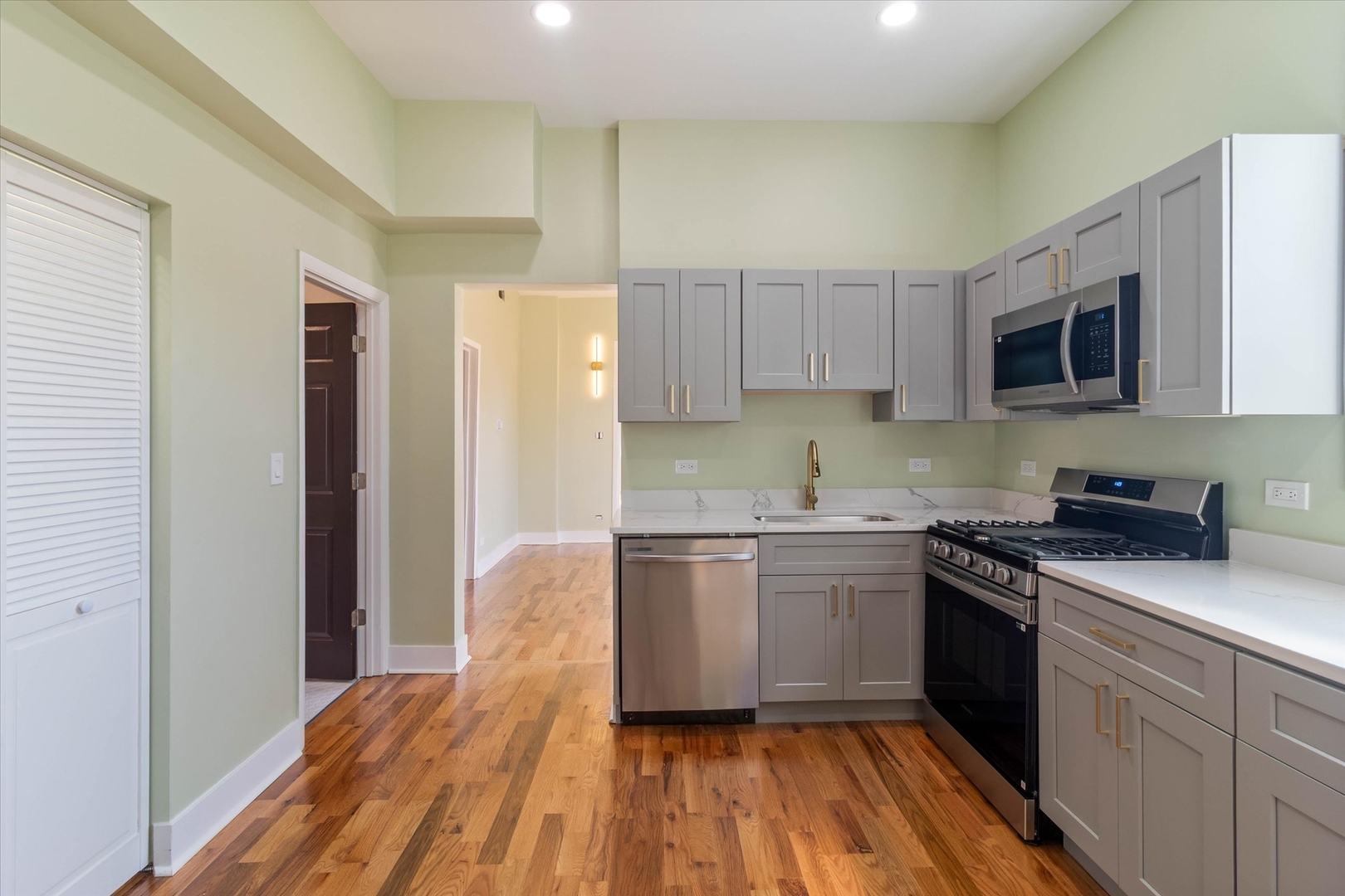 5032 S Princeton Avenue, Chicago, IL 60609
