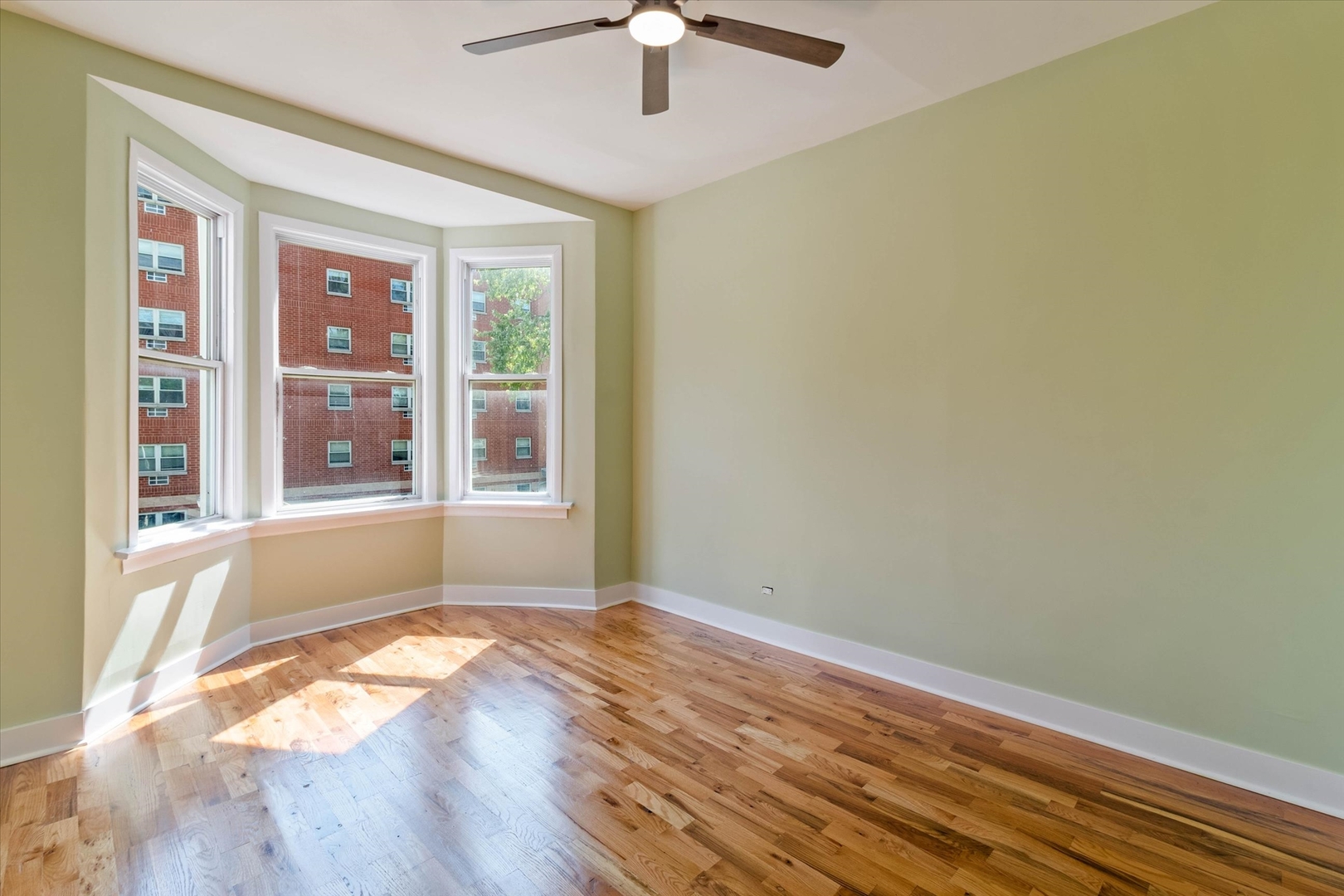 5032 S Princeton Avenue, Chicago, IL 60609