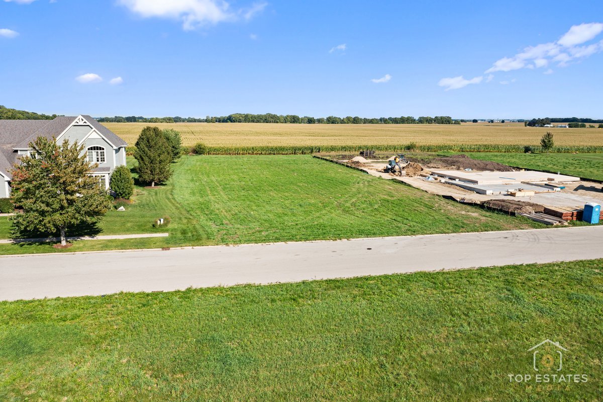 7750 Fairway Drive, Yorkville, IL 60560