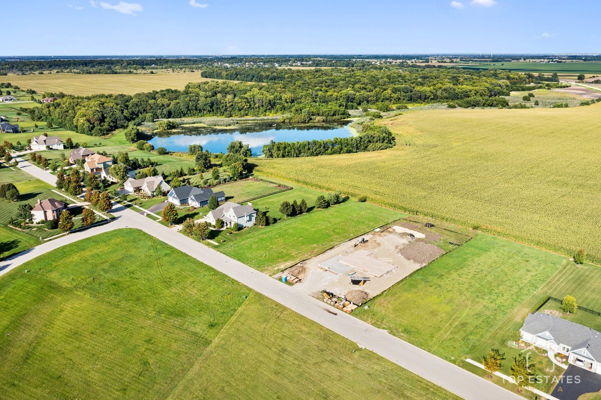 7750 Fairway Drive, Yorkville, IL 60560