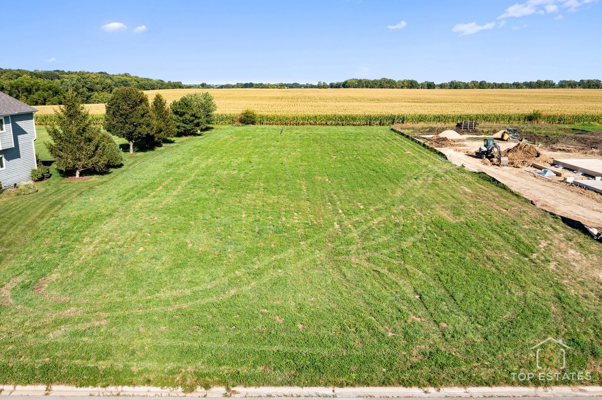 7750 Fairway Drive, Yorkville, IL 60560