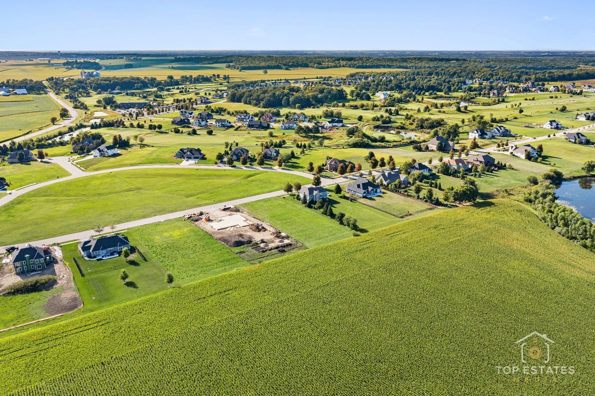 7750 Fairway Drive, Yorkville, IL 60560