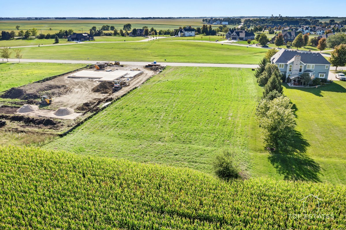 7750 Fairway Drive, Yorkville, IL 60560