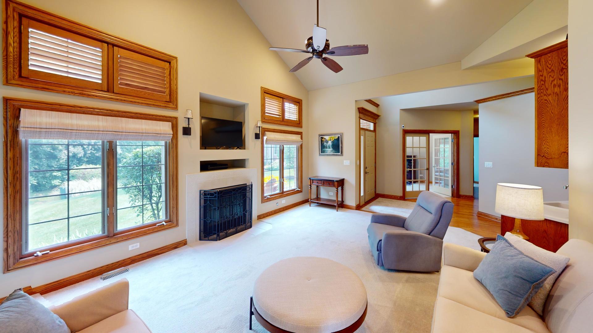 21 Shadow Creek Circle, Palos Heights, IL 60463