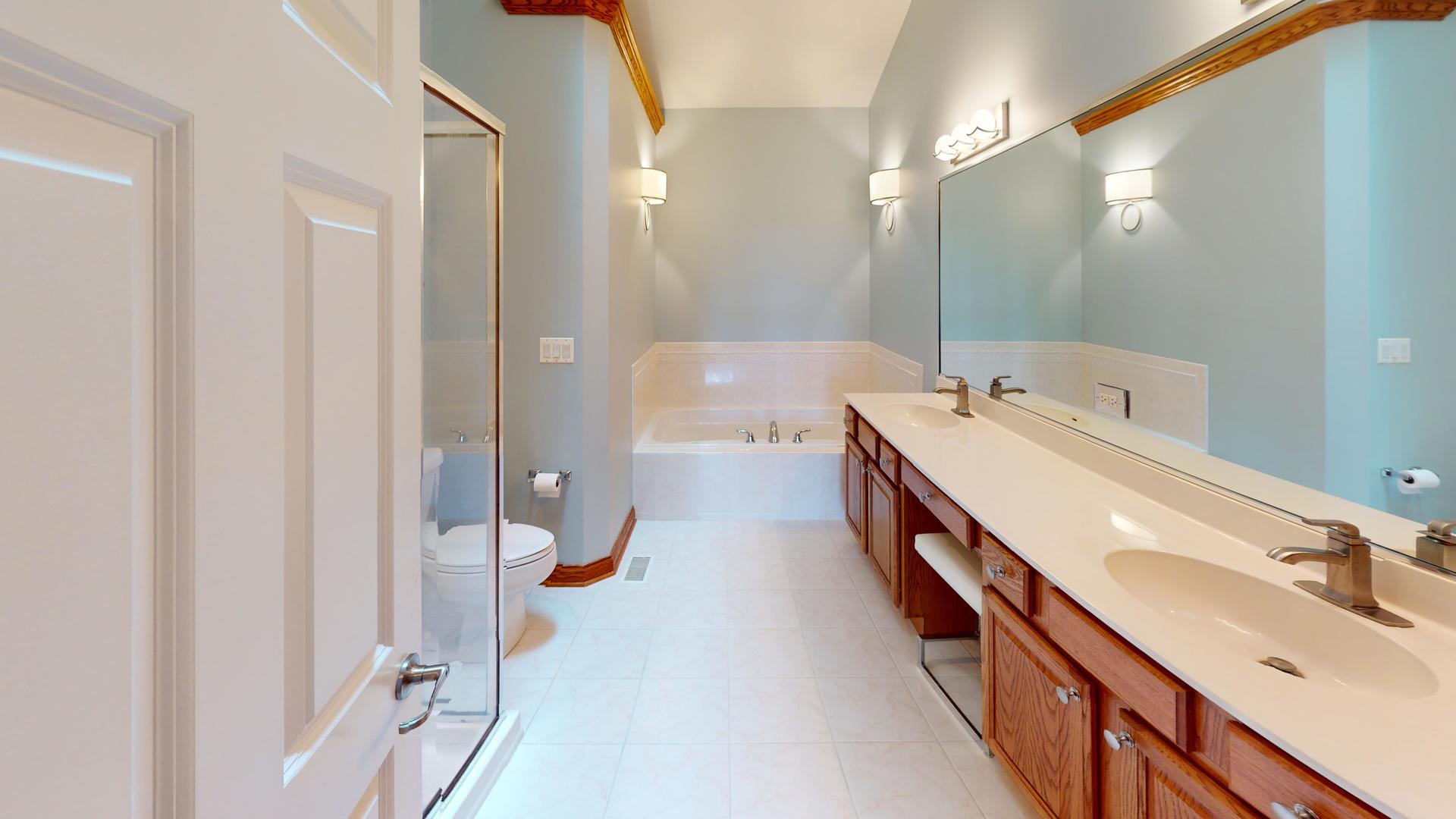 21 Shadow Creek Circle, Palos Heights, IL 60463