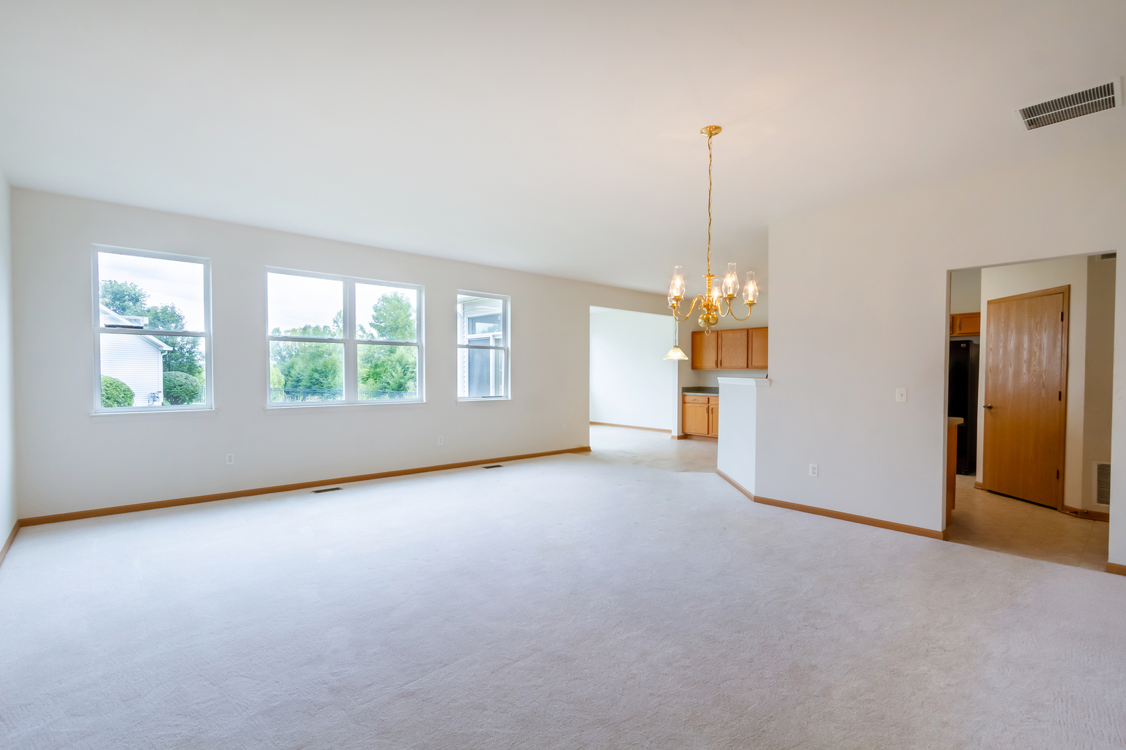 1508 W Ludington Circle, Romeoville, IL 60446