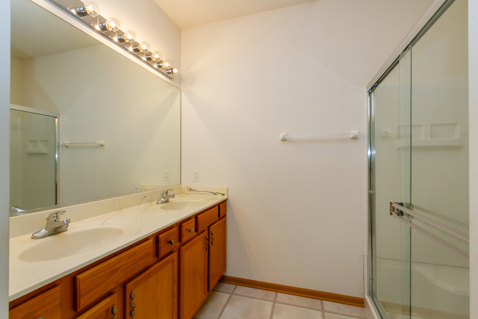1508 W Ludington Circle, Romeoville, IL 60446