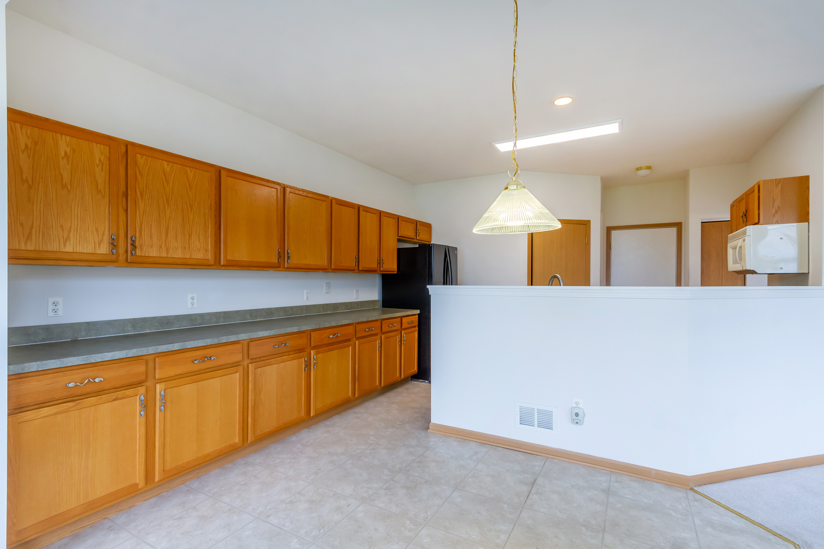 1508 W Ludington Circle, Romeoville, IL 60446