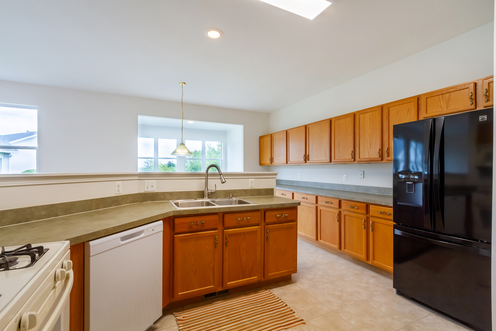 1508 W Ludington Circle, Romeoville, IL 60446