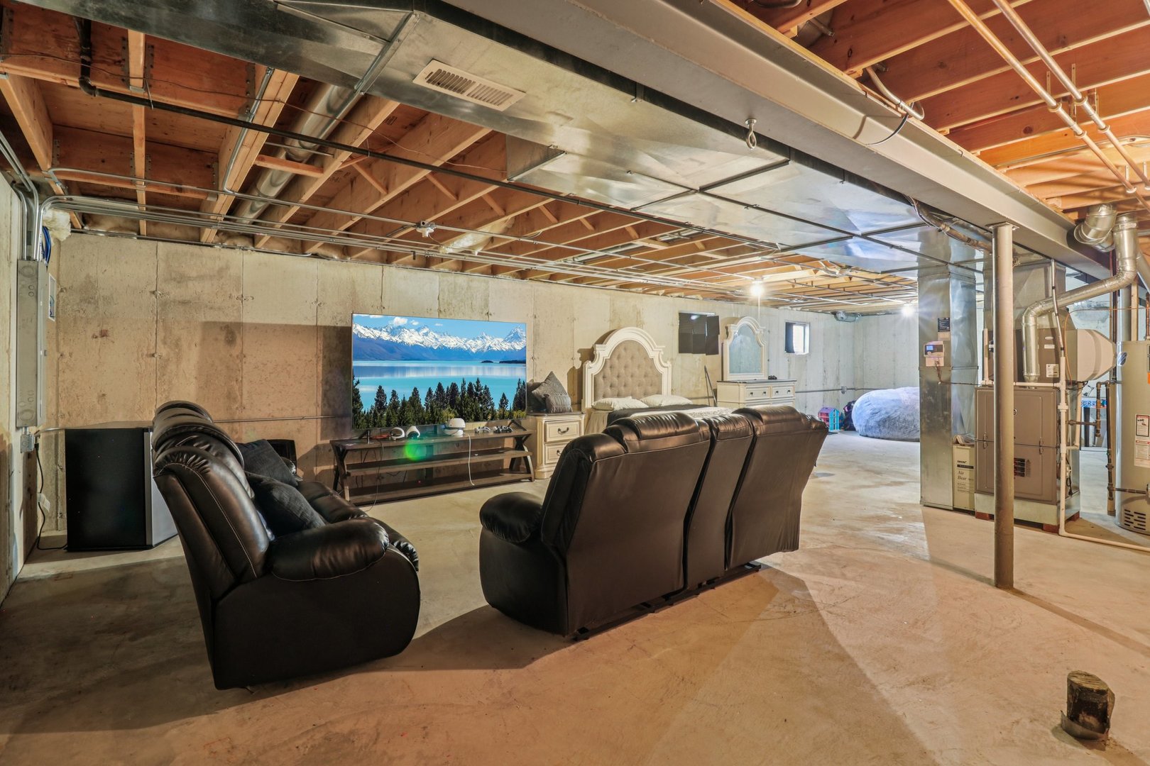 3616 Creekside Court, Winthrop Harbor, IL 60096