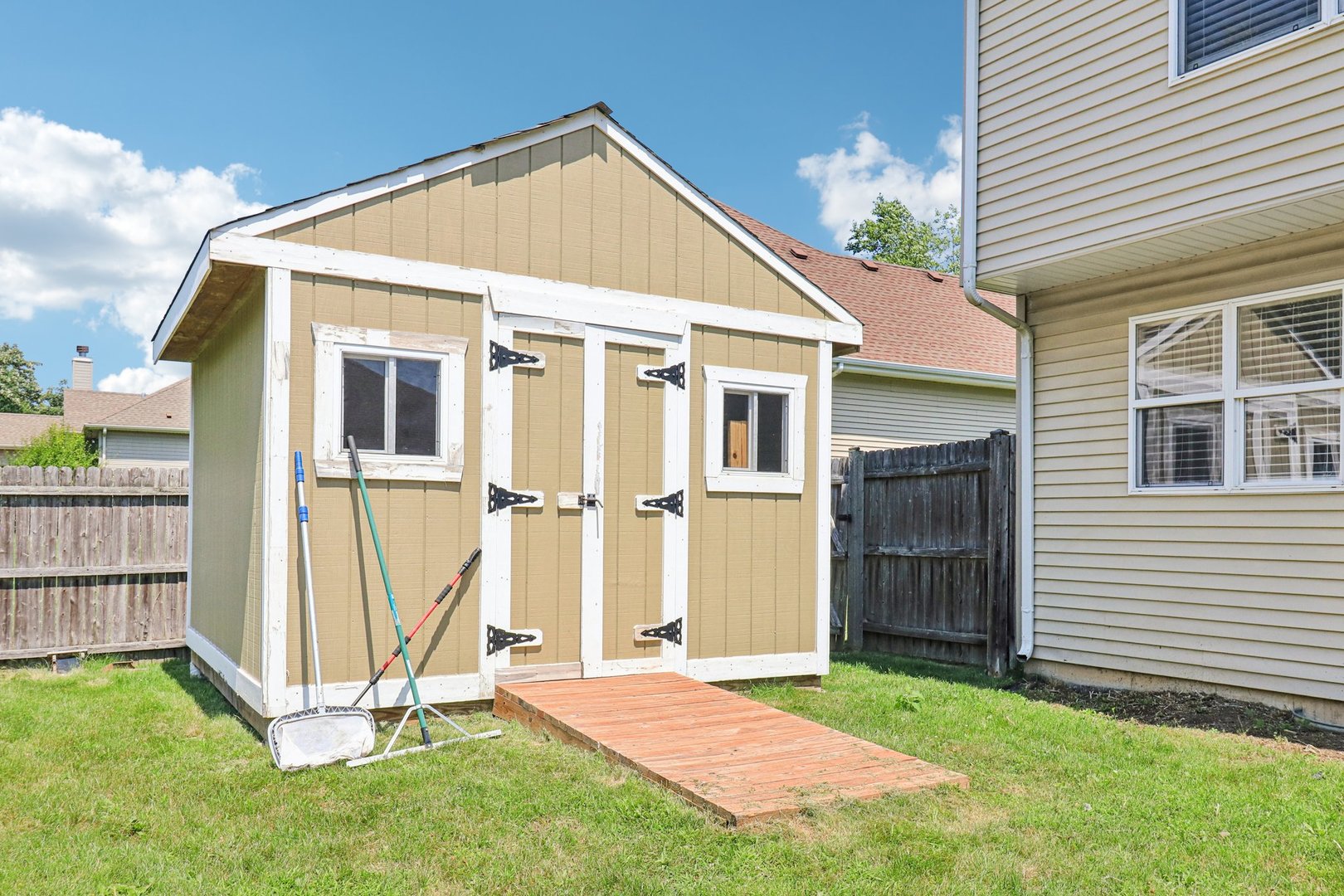 3616 Creekside Court, Winthrop Harbor, IL 60096