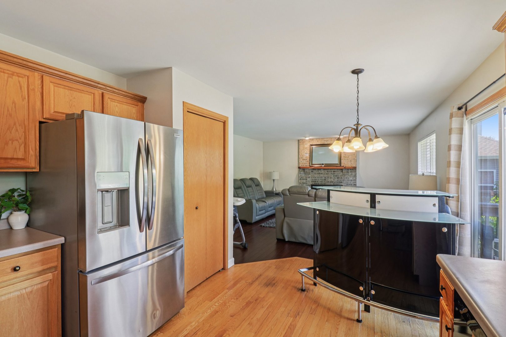 3616 Creekside Court, Winthrop Harbor, IL 60096
