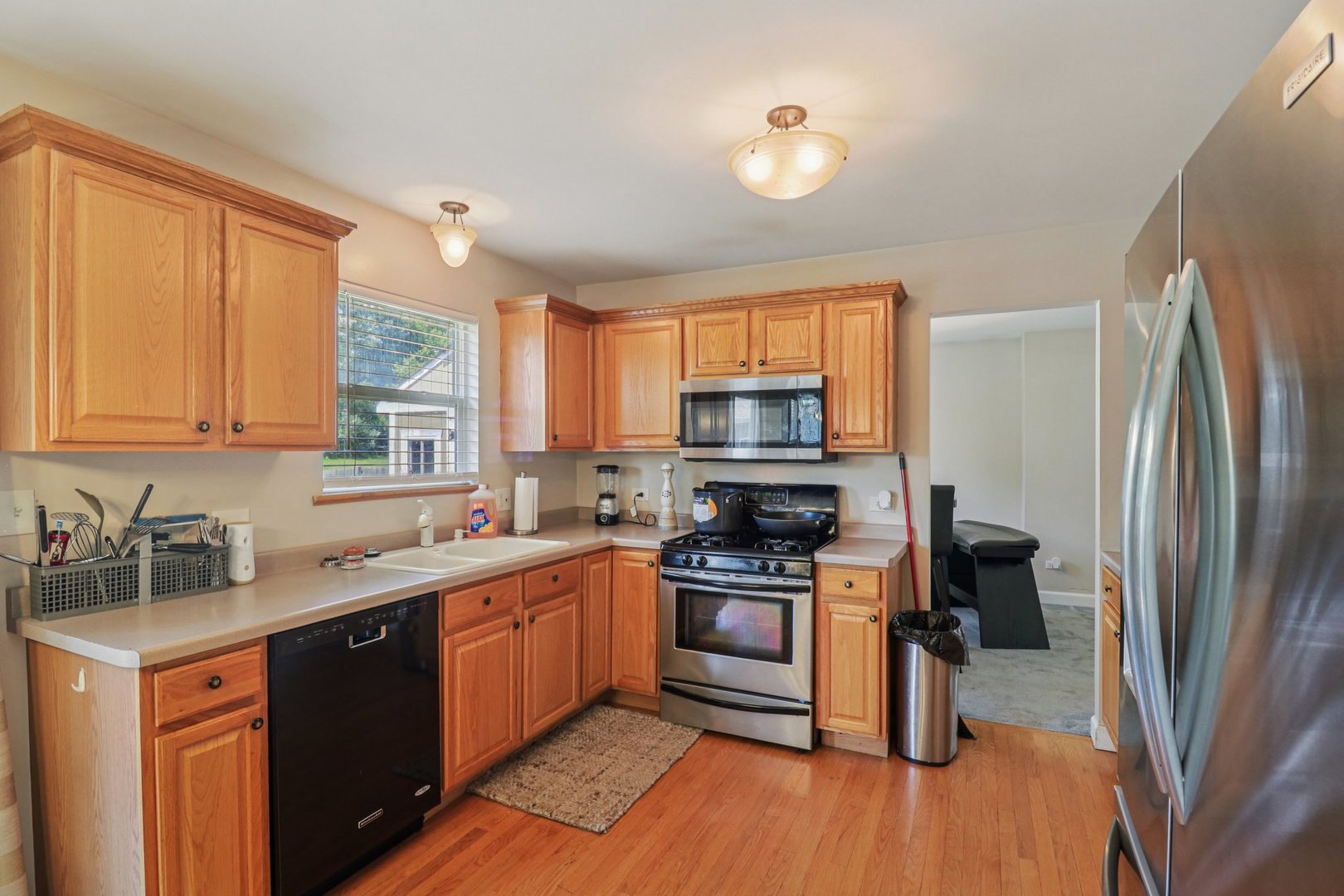 3616 Creekside Court, Winthrop Harbor, IL 60096