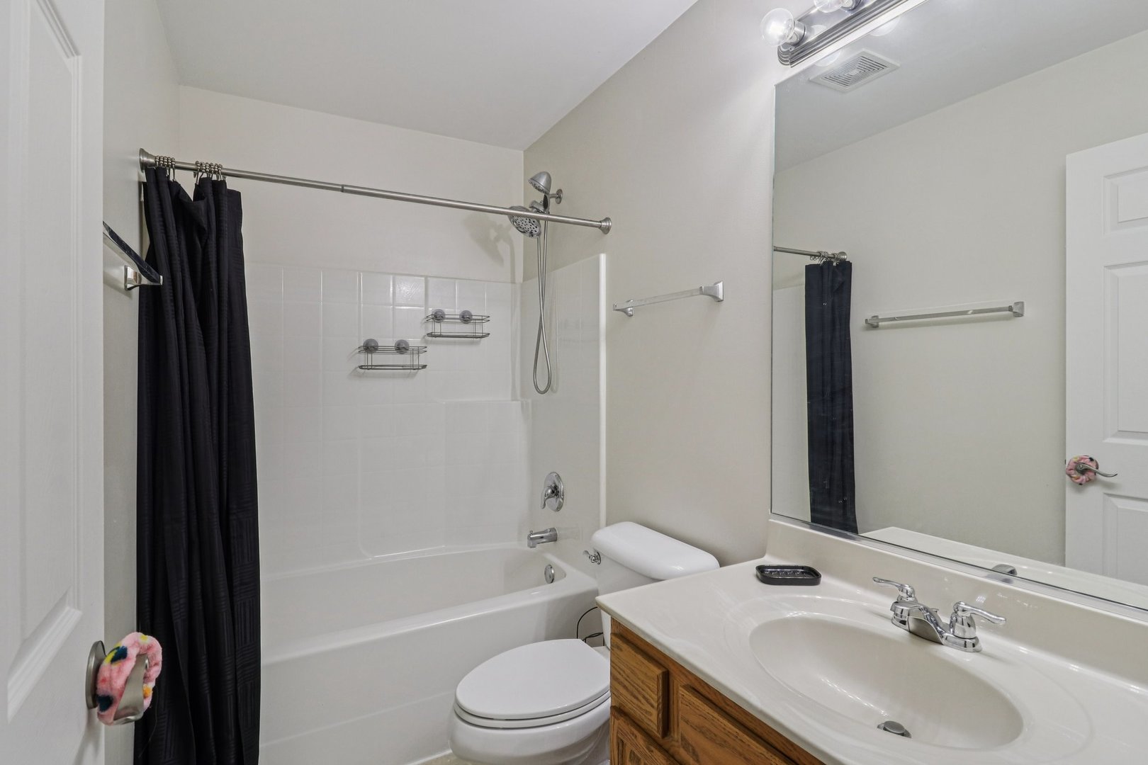 3616 Creekside Court, Winthrop Harbor, IL 60096
