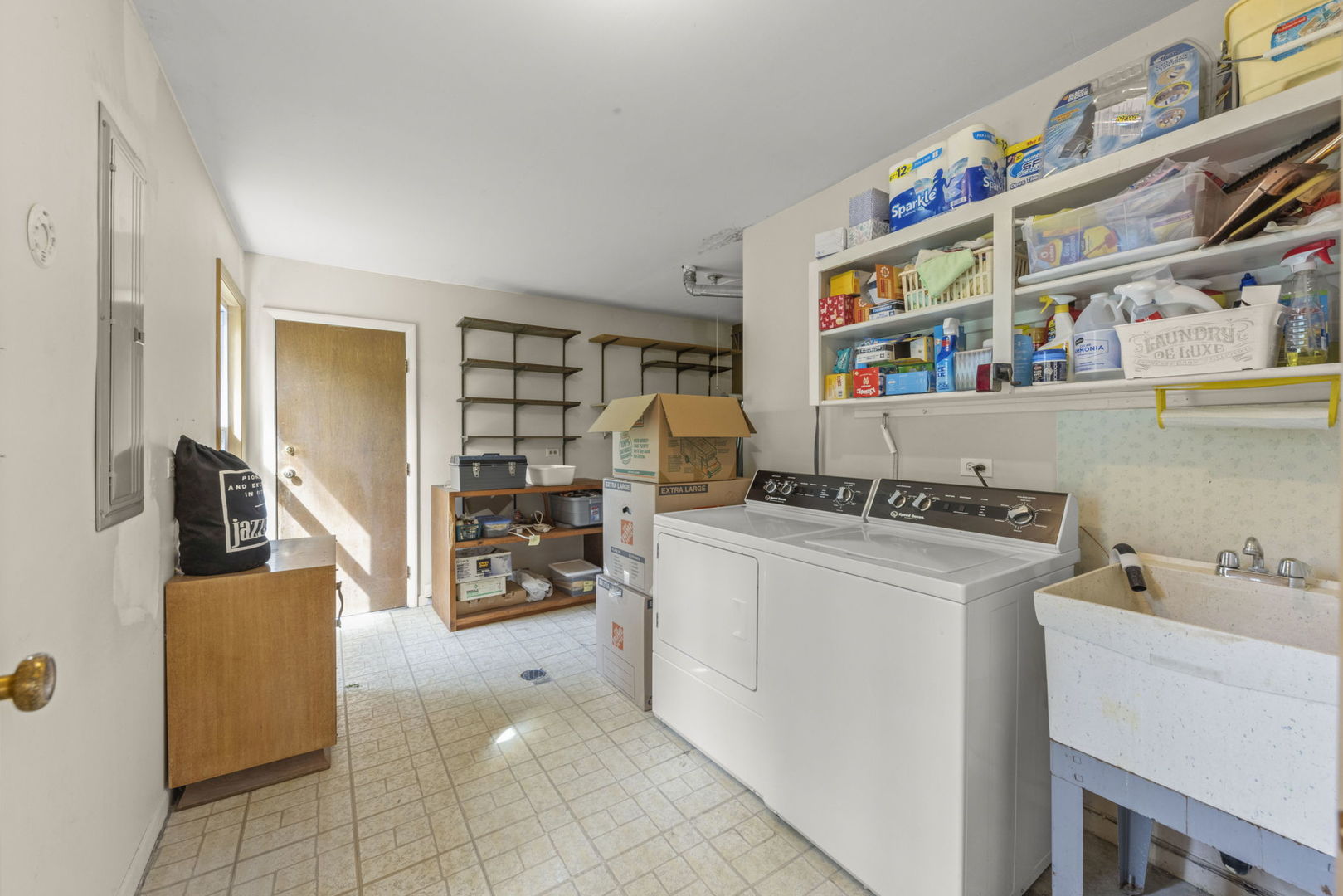 2S630 Devonshire Lane, Glen Ellyn, IL 60137