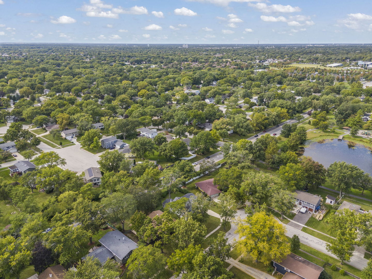 2S630 Devonshire Lane, Glen Ellyn, IL 60137