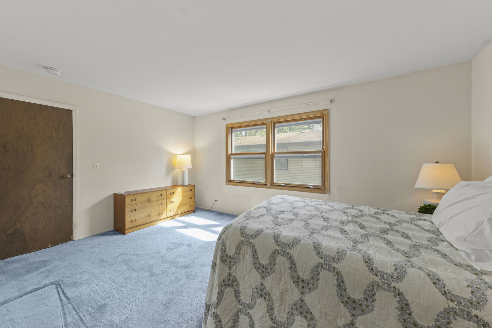 2S630 Devonshire Lane, Glen Ellyn, IL 60137