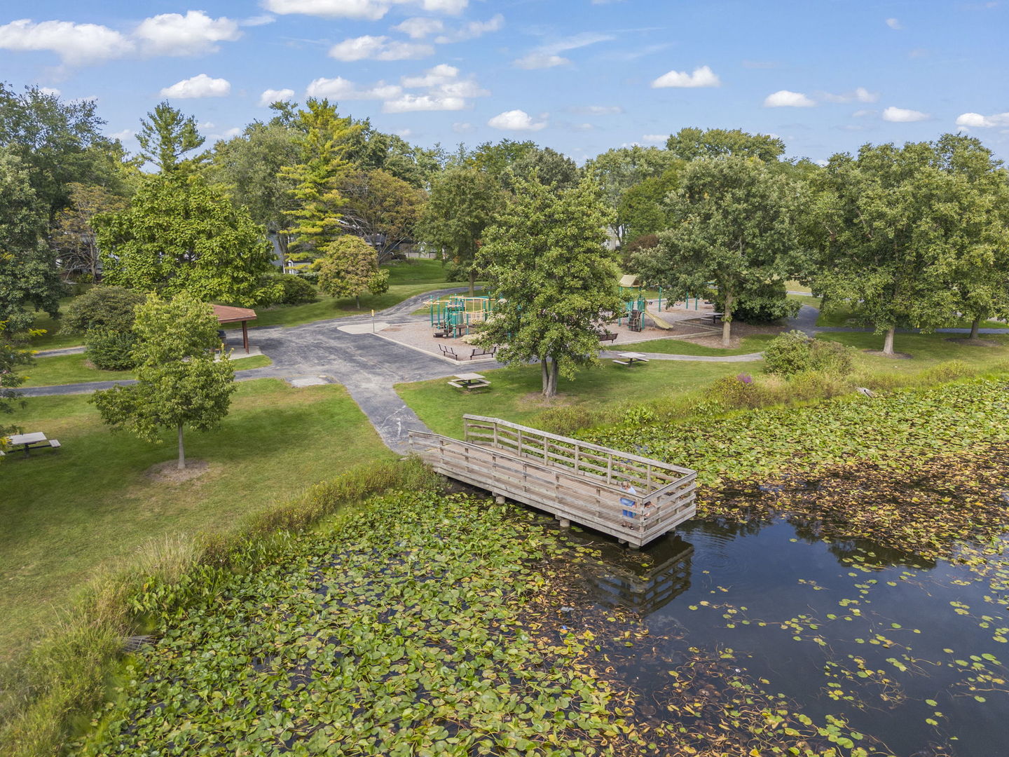 2S630 Devonshire Lane, Glen Ellyn, IL 60137
