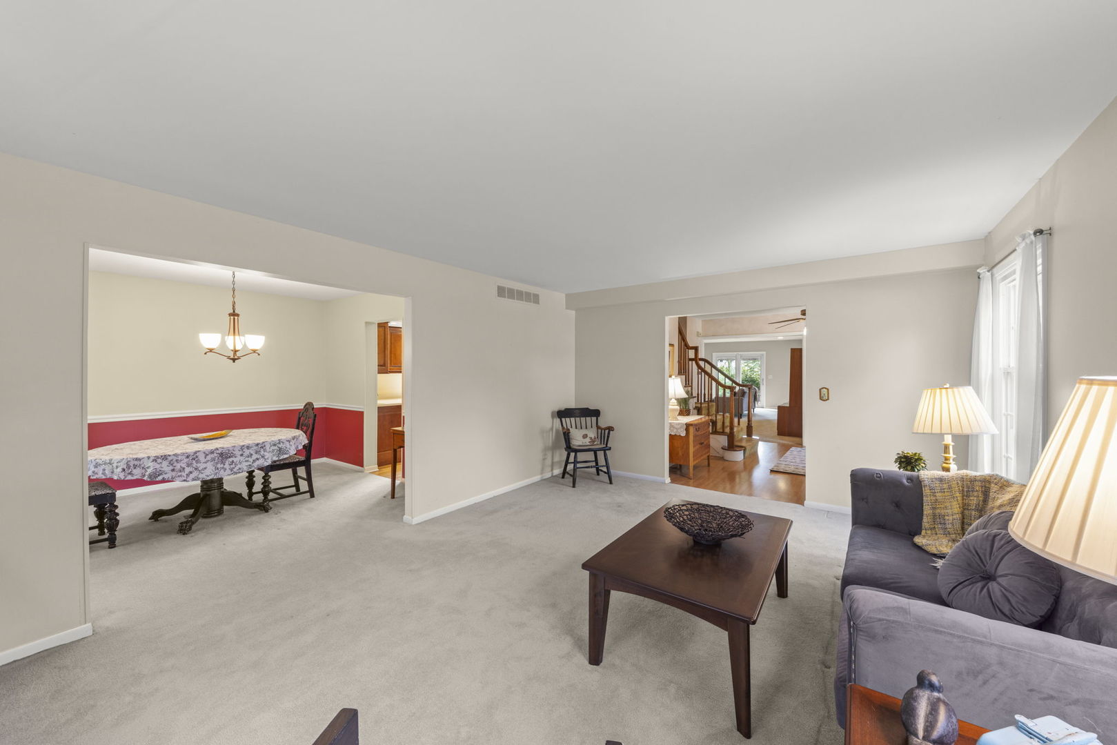 2S630 Devonshire Lane, Glen Ellyn, IL 60137
