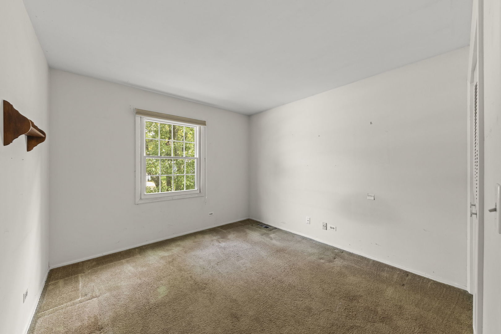 2S630 Devonshire Lane, Glen Ellyn, IL 60137