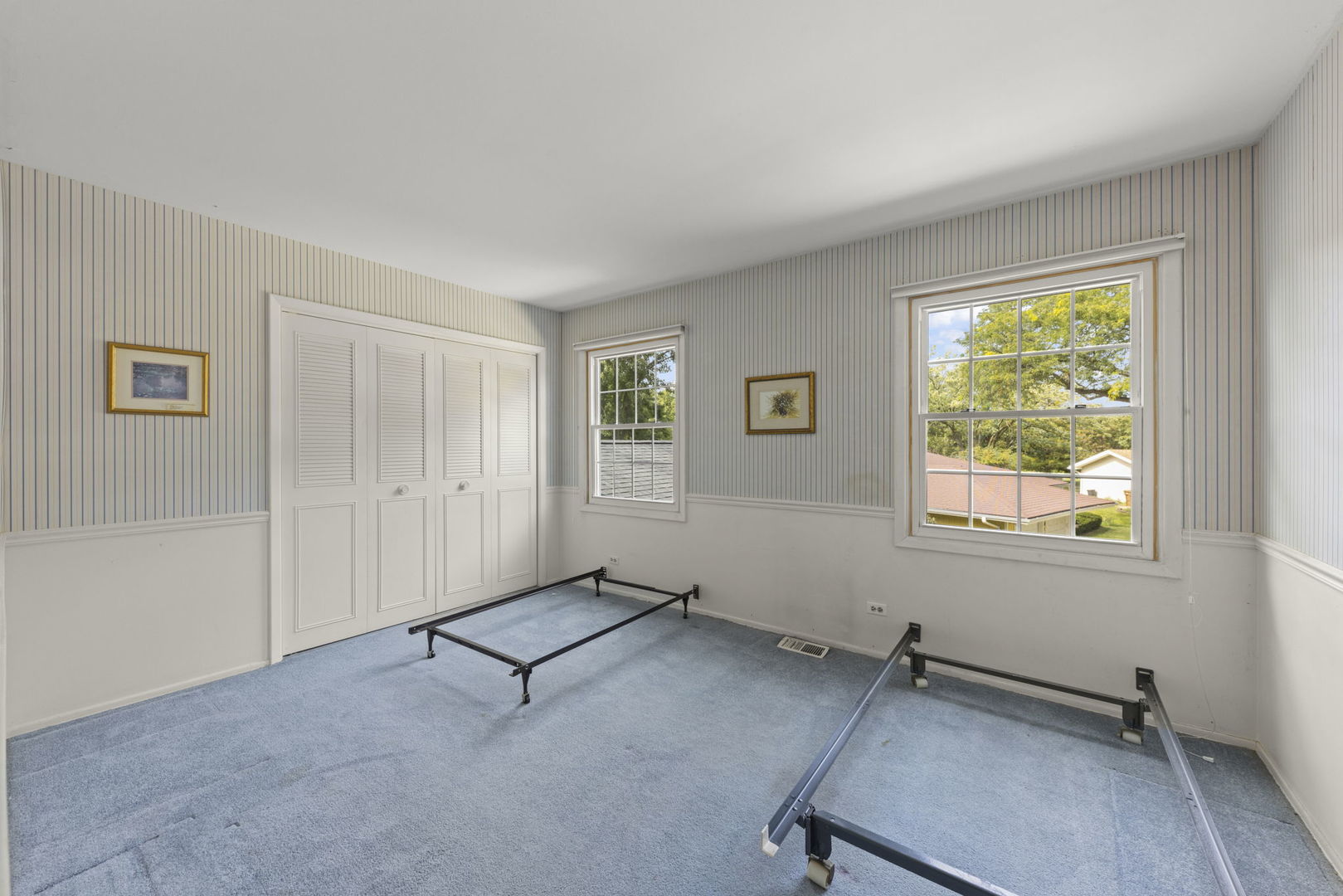2S630 Devonshire Lane, Glen Ellyn, IL 60137