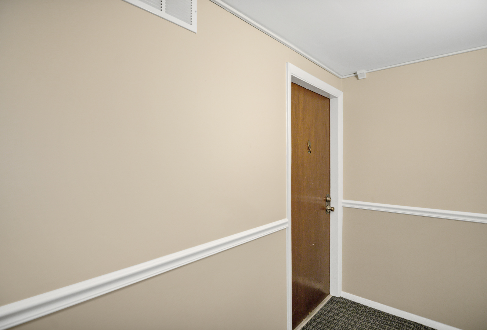 2604 N Windsor Drive #206, Arlington Heights, IL 60004