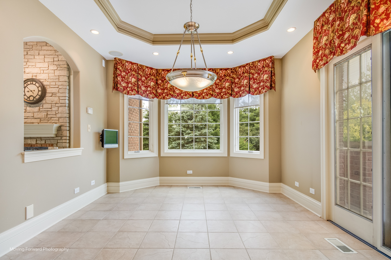 8656 Johnston Road, Burr Ridge, IL 60527