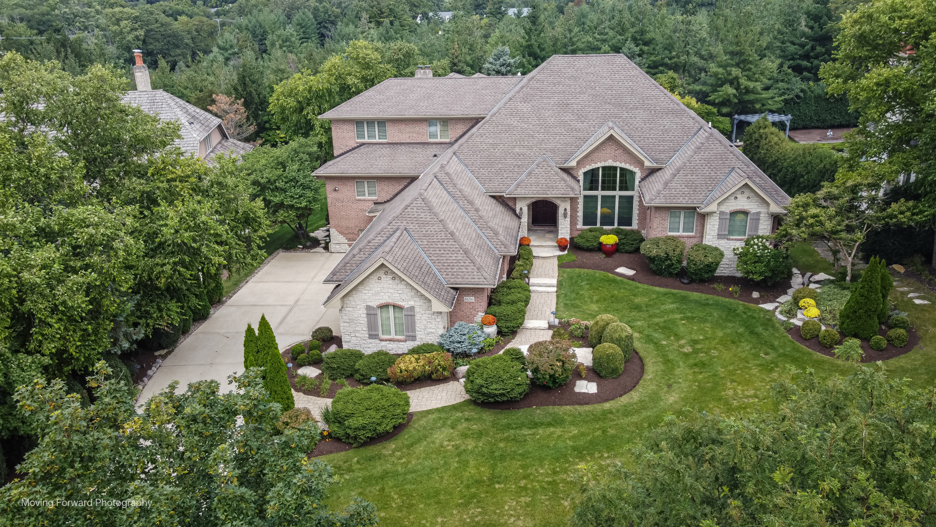 8656 Johnston Road, Burr Ridge, IL 60527