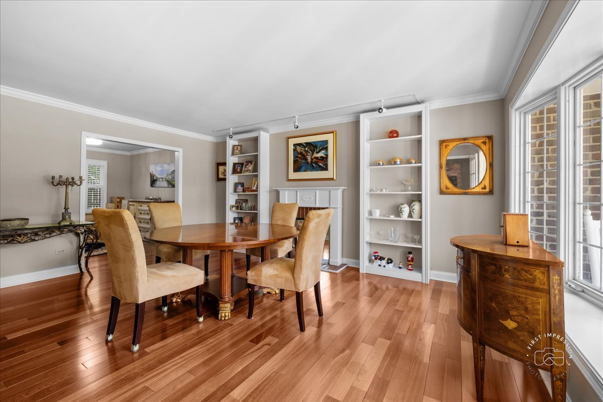 1519 Wedgefield Circle, Naperville, IL 60563