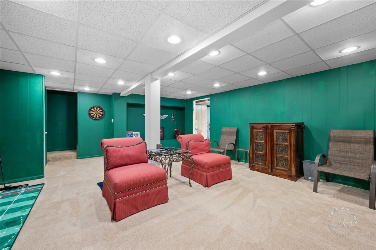 1519 Wedgefield Circle, Naperville, IL 60563