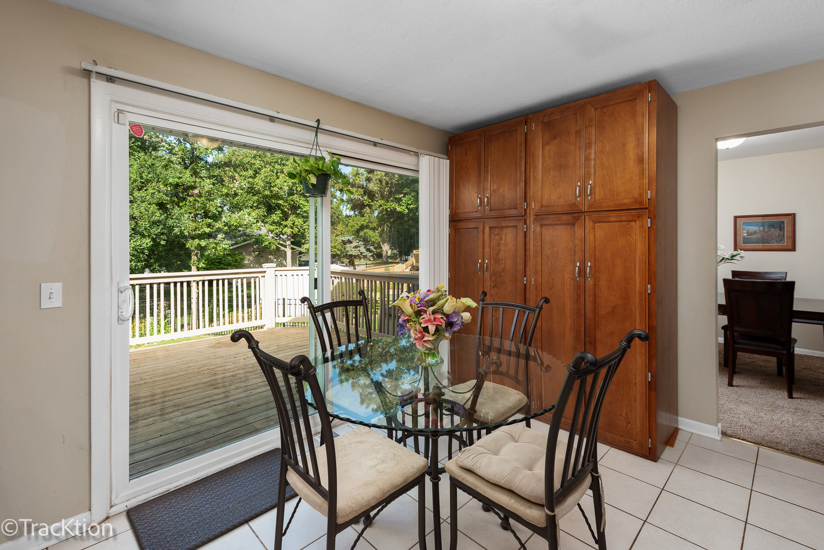 7024 Roberts Drive, Woodridge, IL 60517