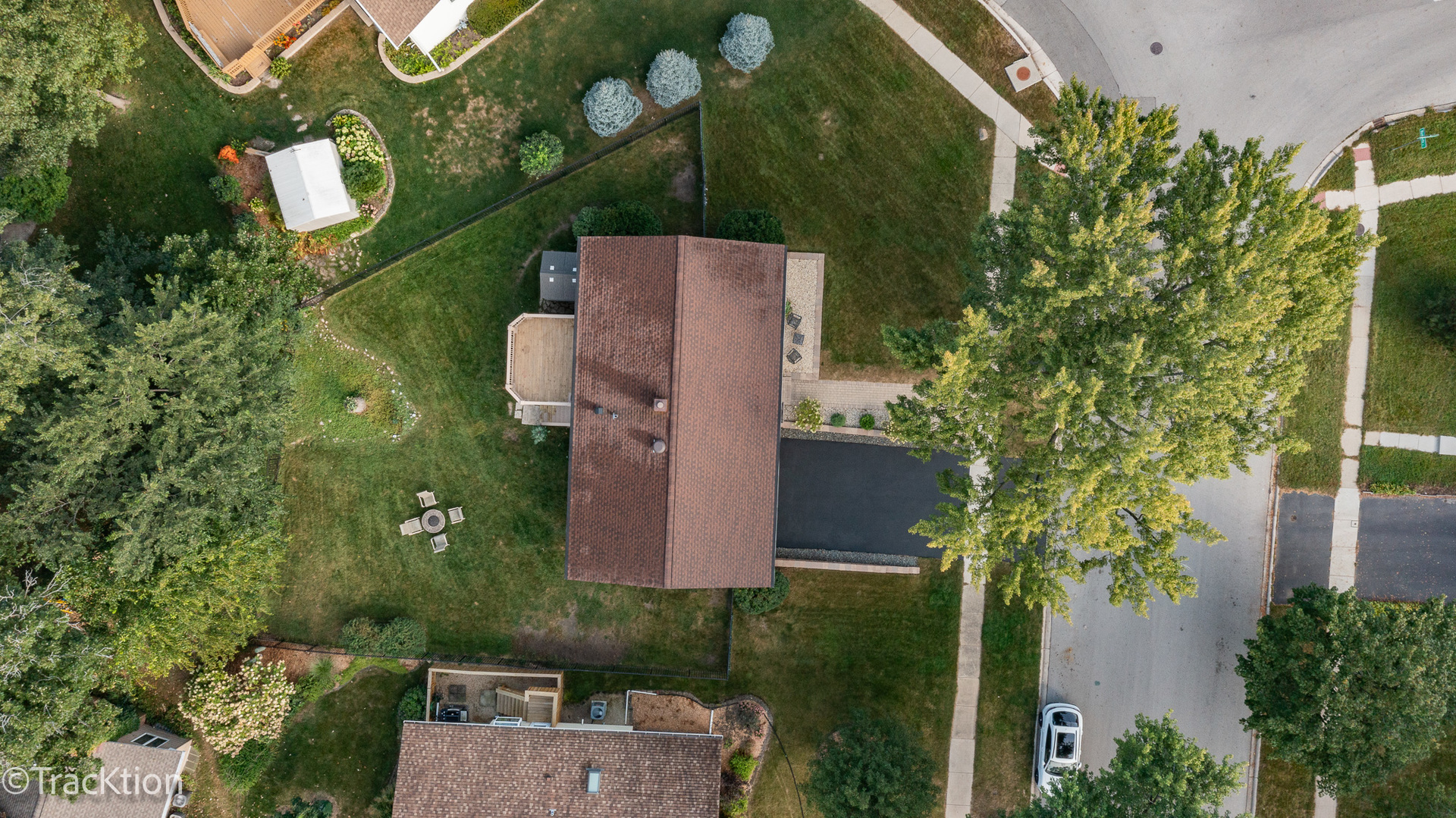 7024 Roberts Drive, Woodridge, IL 60517