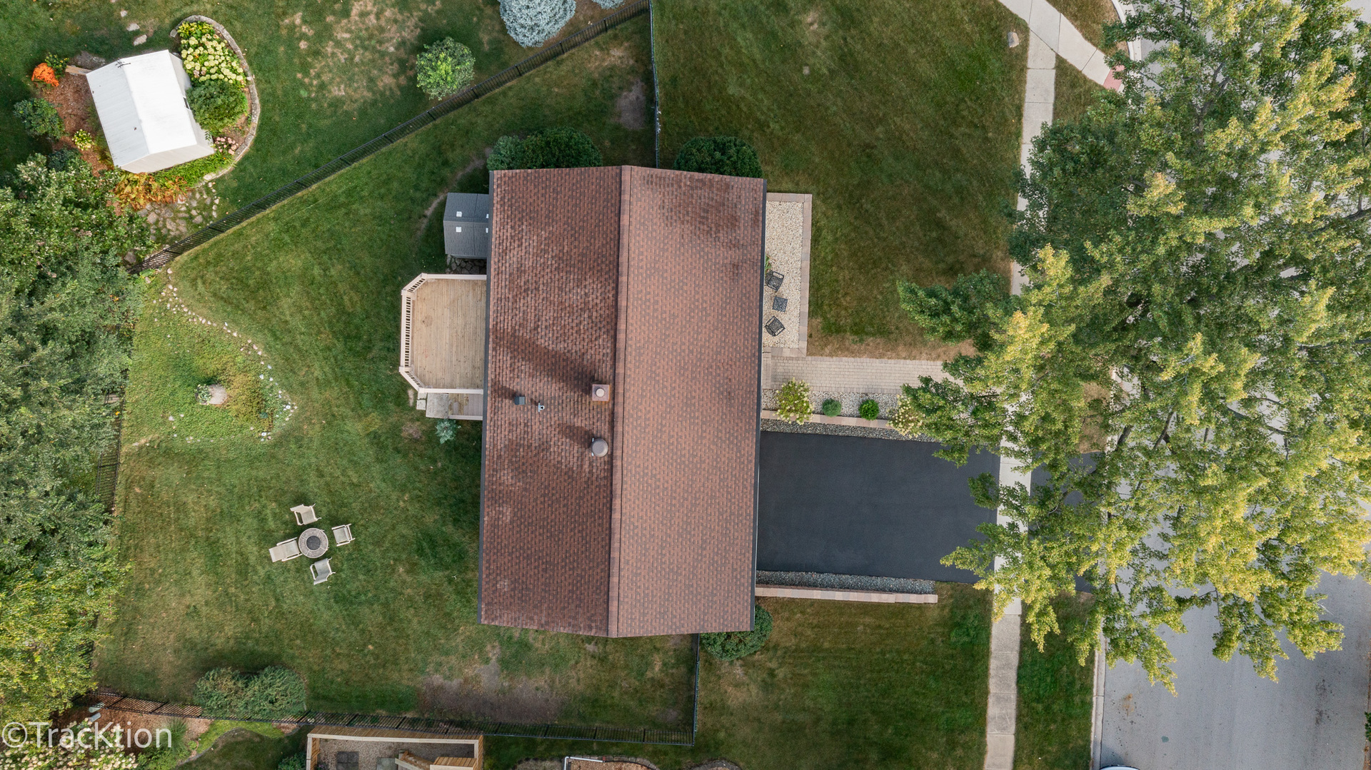 7024 Roberts Drive, Woodridge, IL 60517