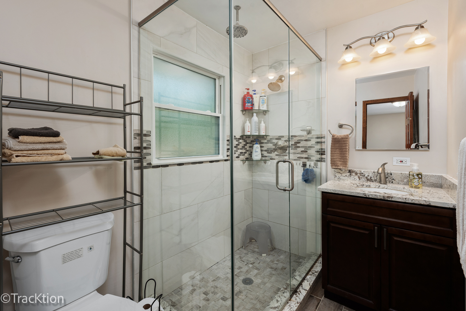 7024 Roberts Drive, Woodridge, IL 60517