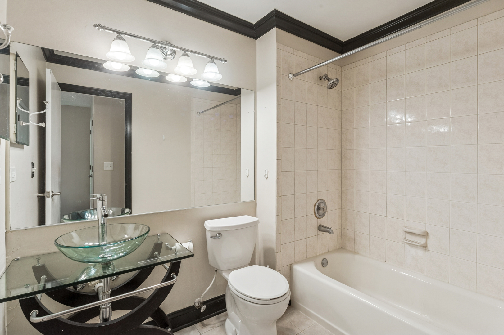 476 W Happfield Drive #10AL, Arlington Heights, IL 60004