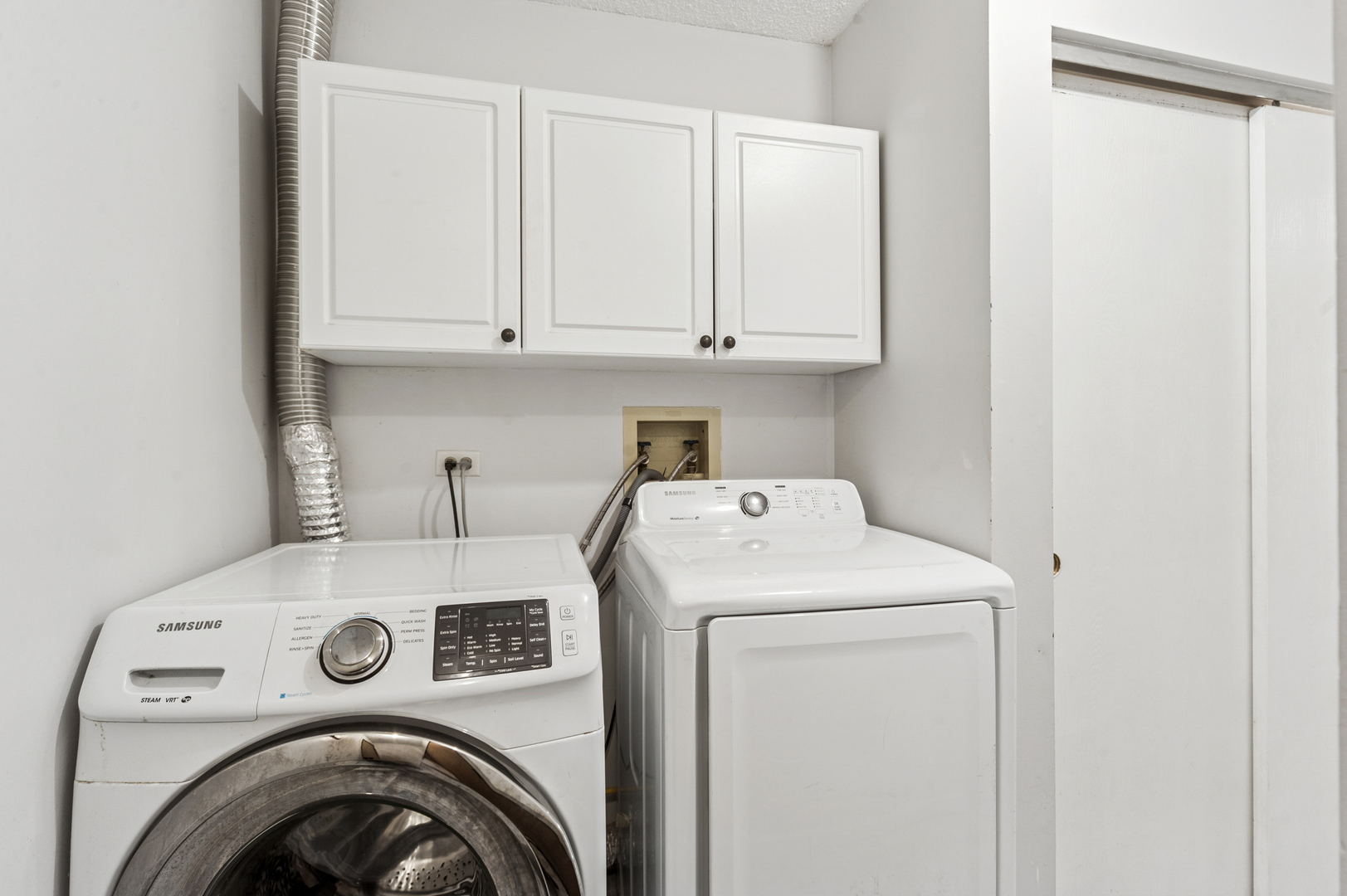 476 W Happfield Drive #10AL, Arlington Heights, IL 60004