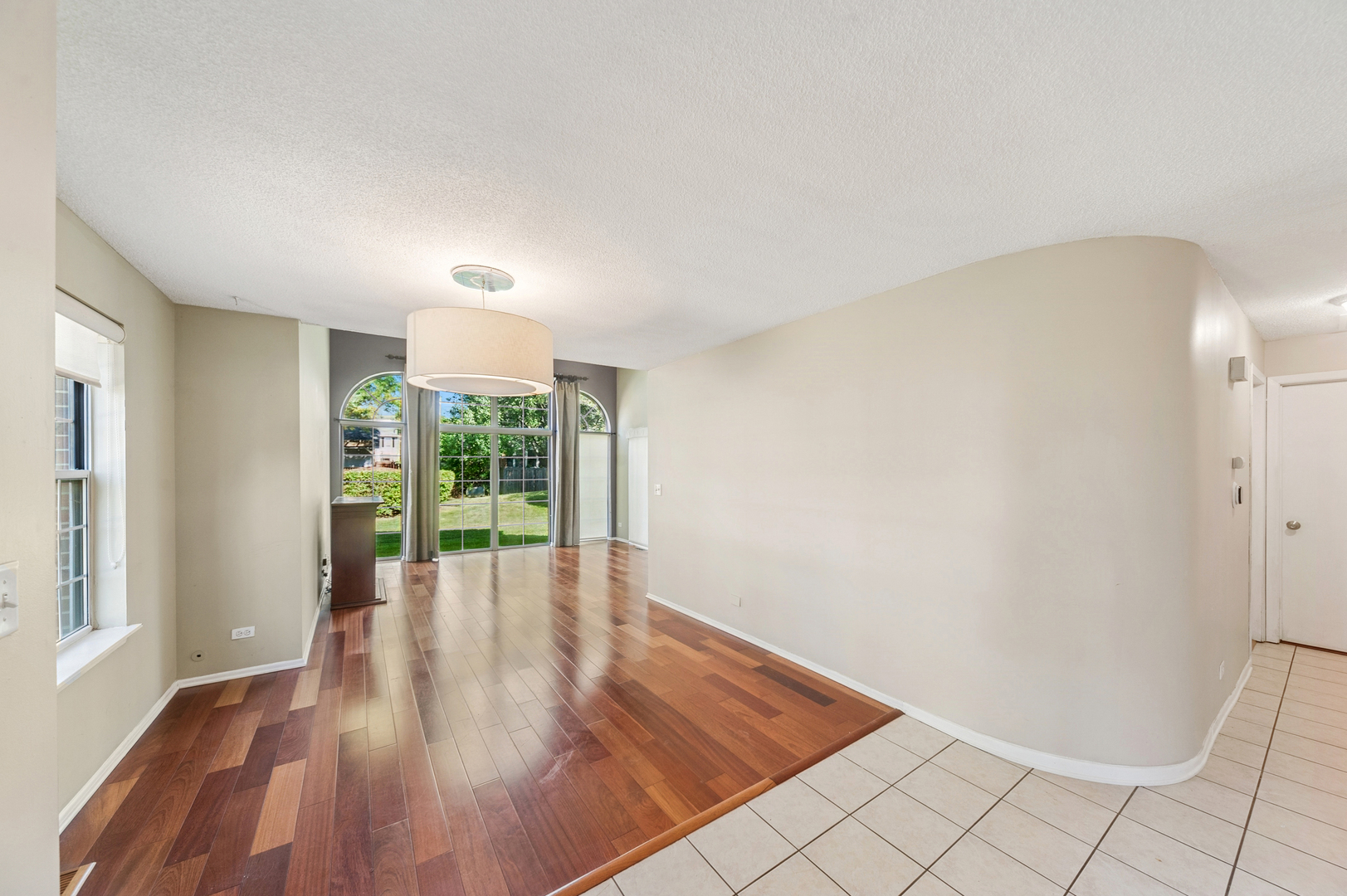 476 W Happfield Drive #10AL, Arlington Heights, IL 60004