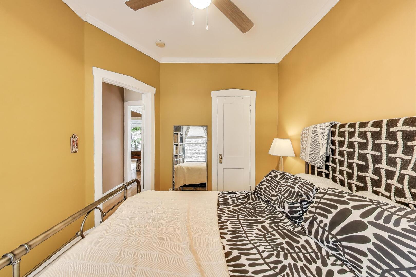 633 Garfield Street #1N, Oak Park, IL 60304