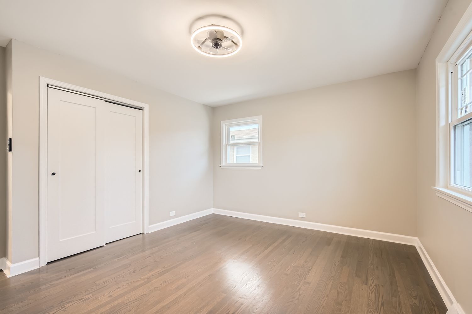 1012 E 162nd Place, South Holland, IL 60473