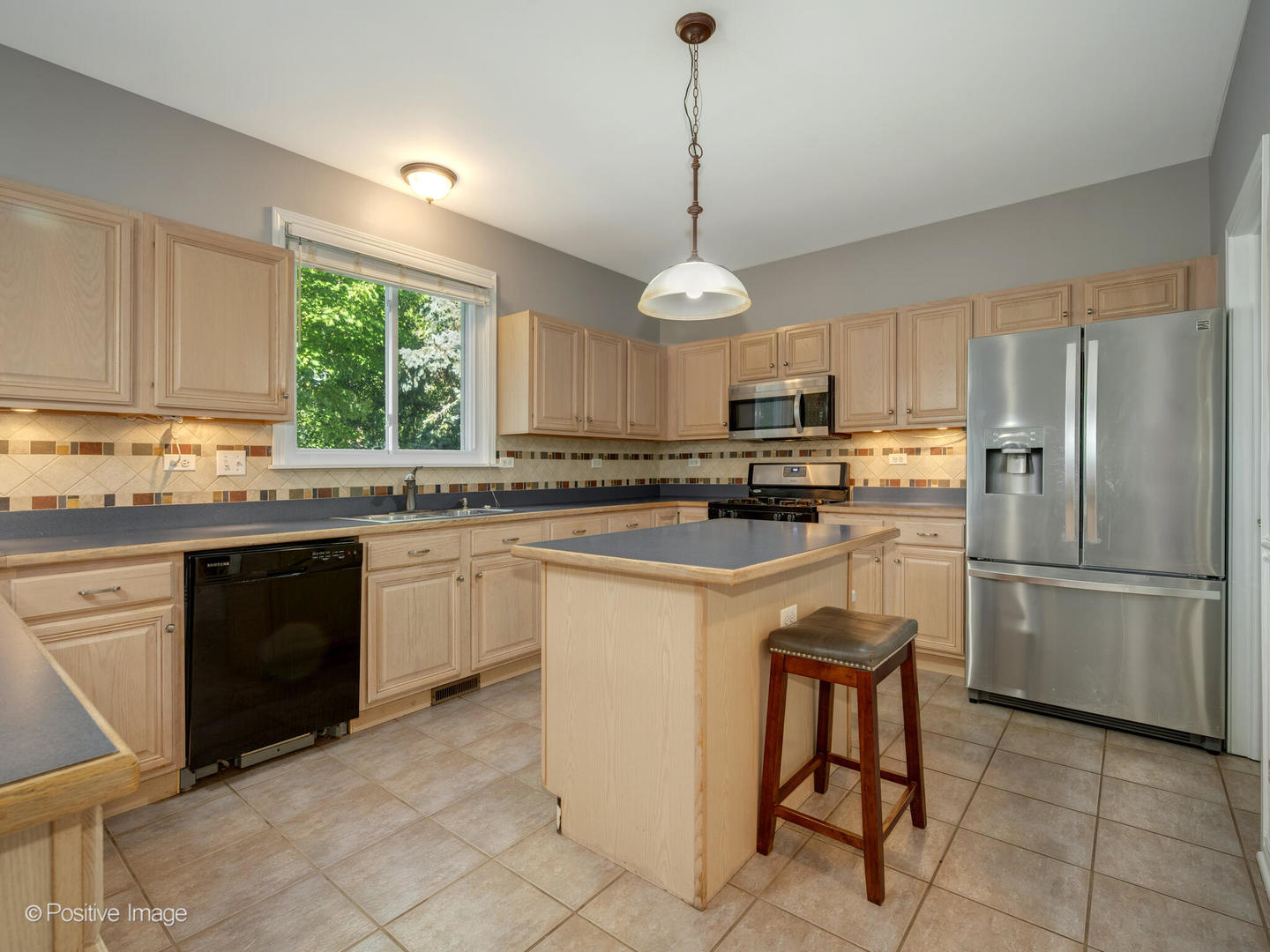 1432 HARTSBURG Lane, North Aurora, IL 60542