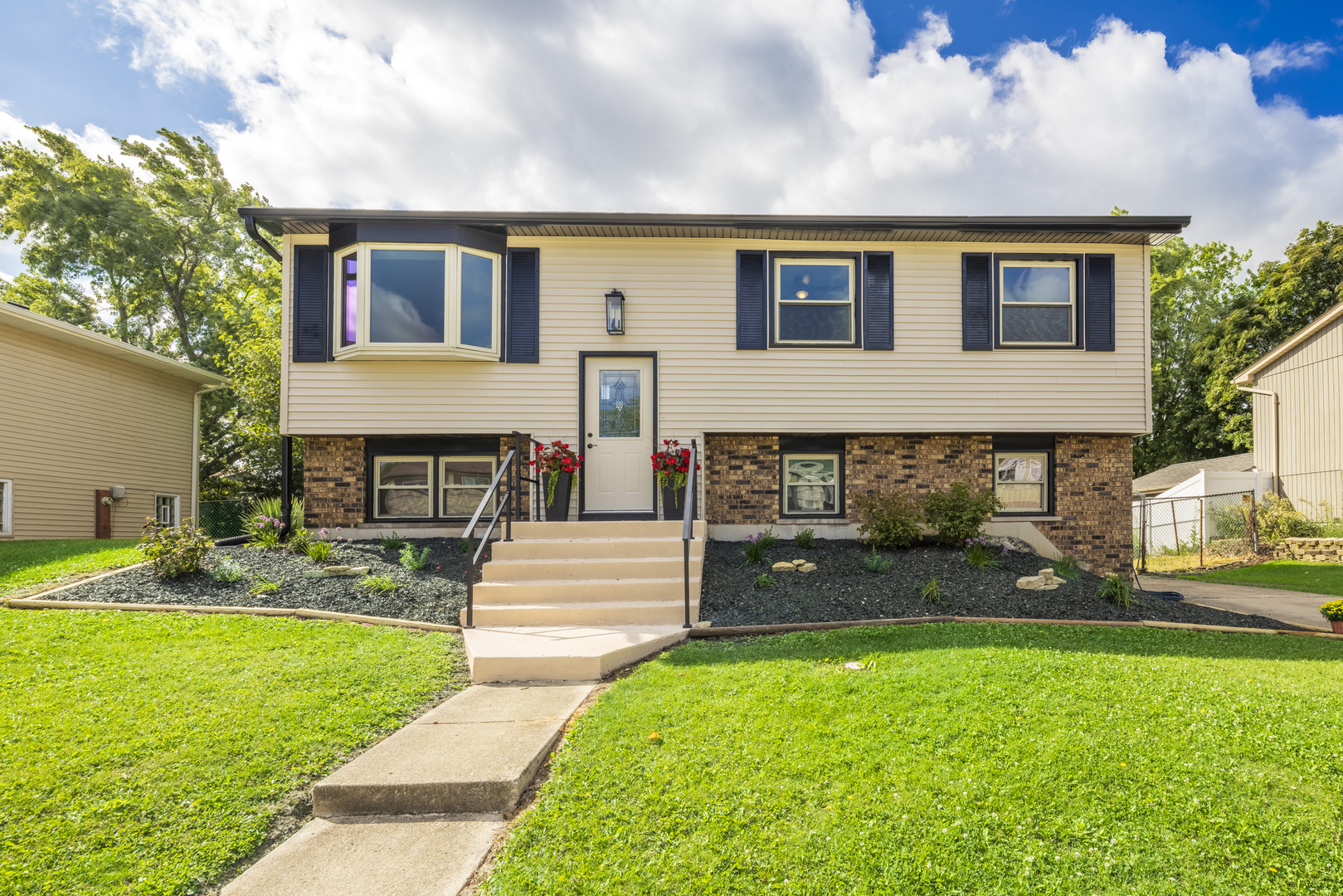 7727 166th Street, Tinley Park, IL 60477