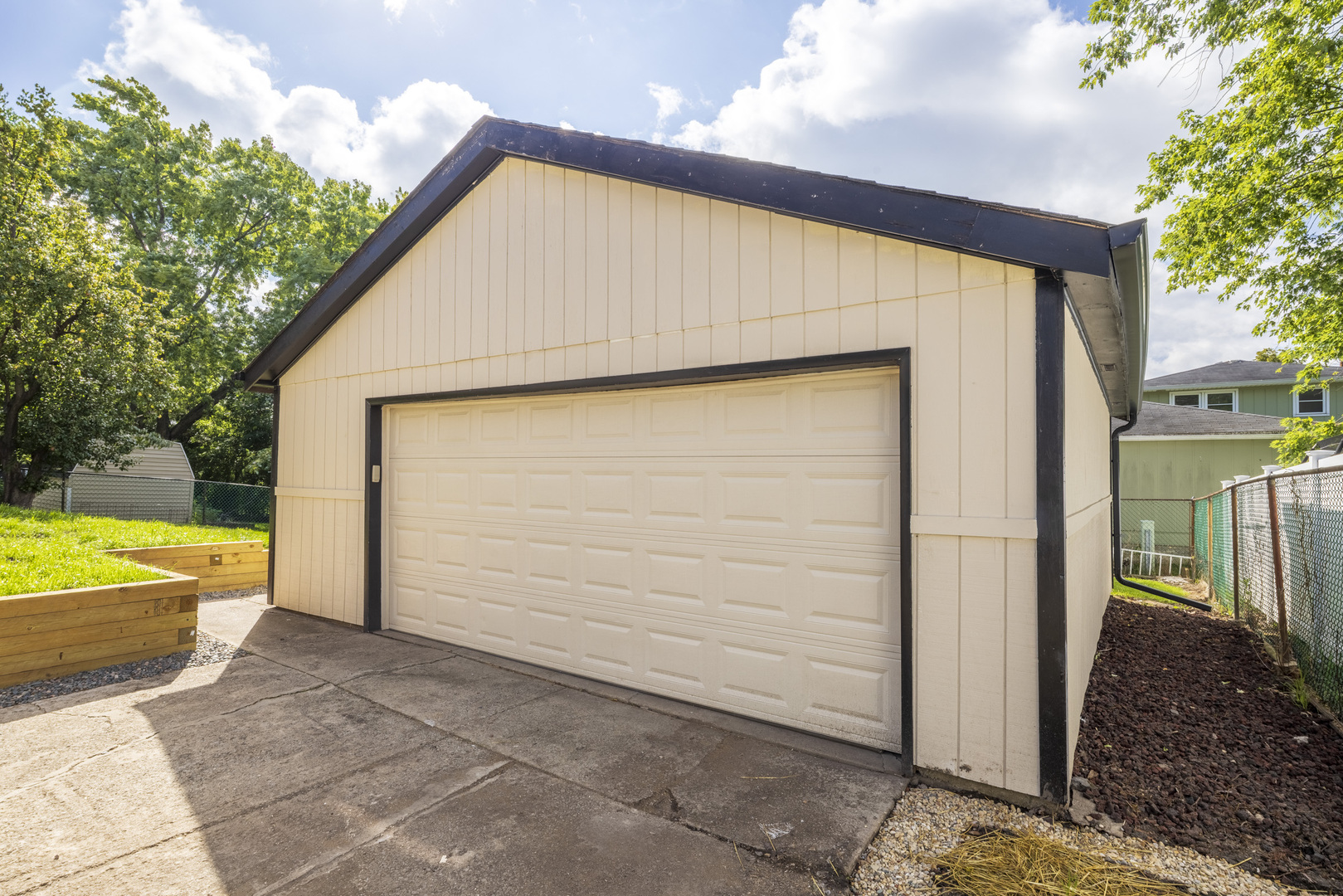 7727 166th Street, Tinley Park, IL 60477