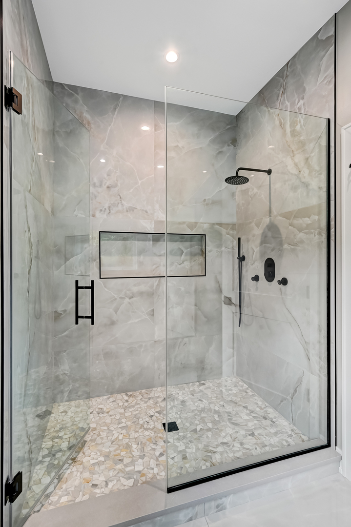 12035 S 90th Avenue, Palos Park, IL 60464