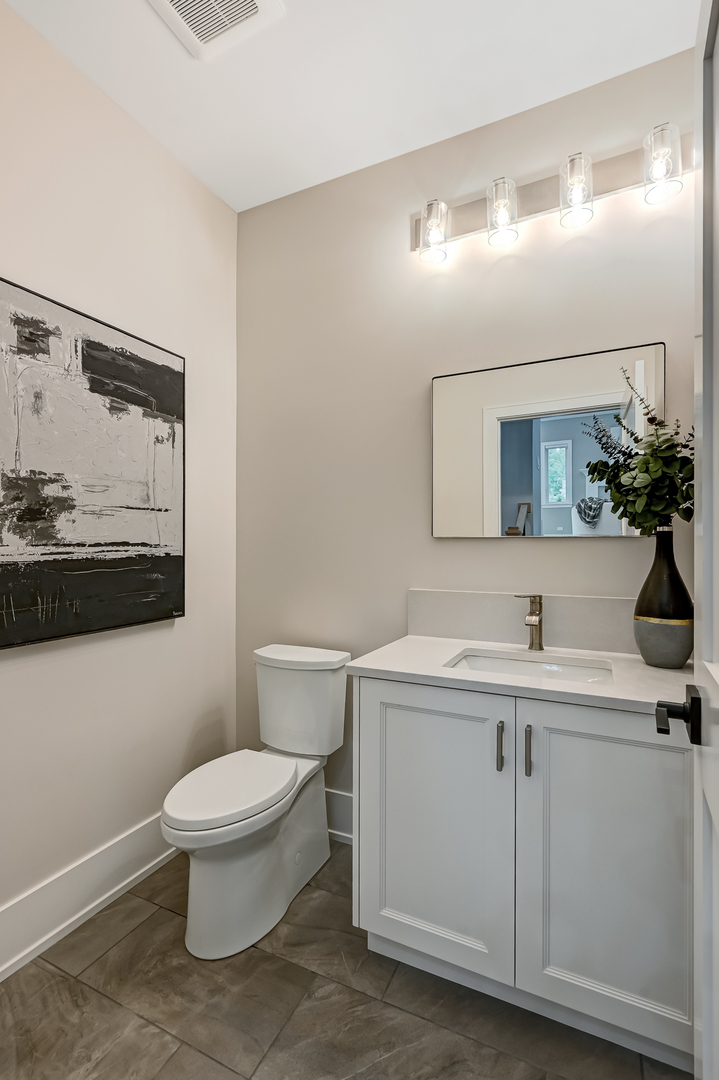 12035 S 90th Avenue, Palos Park, IL 60464