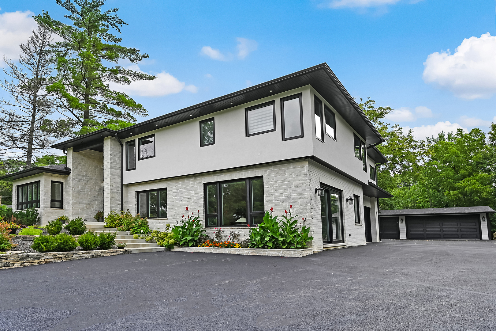 12035 S 90th Avenue, Palos Park, IL 60464