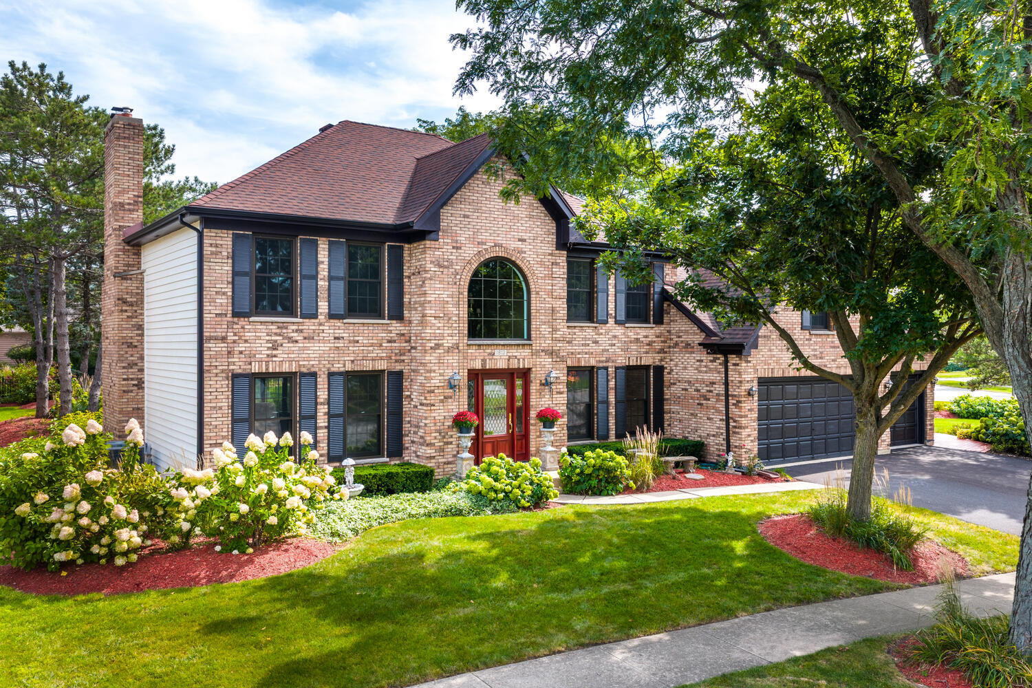 1813 Knapp Court, Wheaton, IL 60189