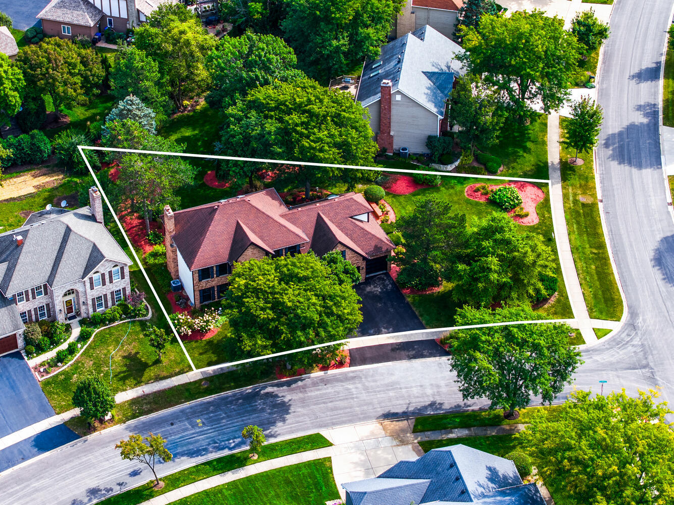 1813 Knapp Court, Wheaton, IL 60189