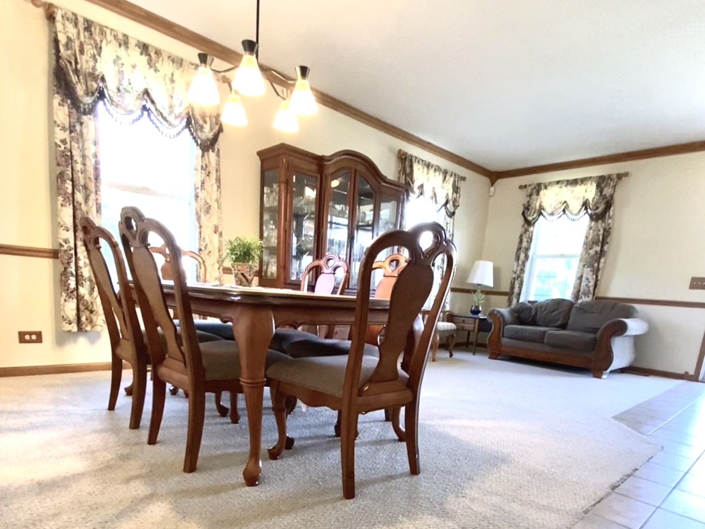 1056 Deertrail Court, Antioch, IL 60002